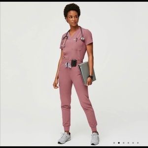 FIGS MAUVE SCRUB SET XXS PETITE JOGGERS